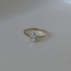 Malmin Korupaja, Collection, Lidia-laboratoriotimanttisormus, ovaali 0,50ct, samppanjakulta