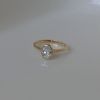 Malmin Korupaja, Collection, Lidia-laboratoriotimanttisormus, ovaali 0,70ct, keltakulta